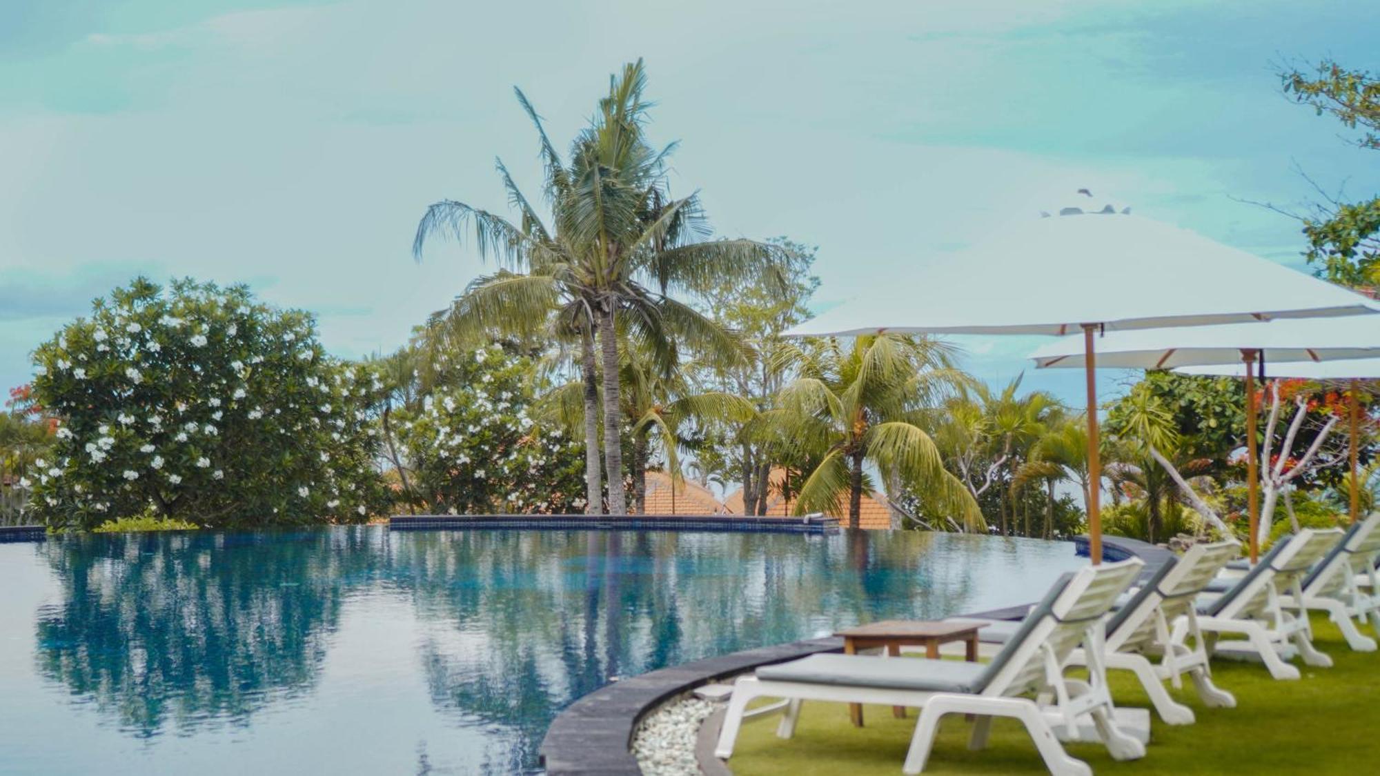 Blue Point Resort And Spa Улувату Экстерьер фото